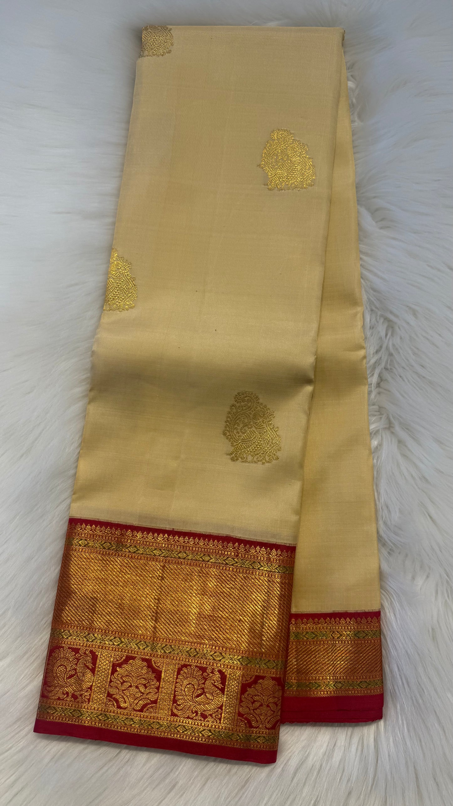GOLD CONTRAST RED BORDER GOLD ZARI HANDLOOM KANICHIPURAM SILK SAREE (KSS75)