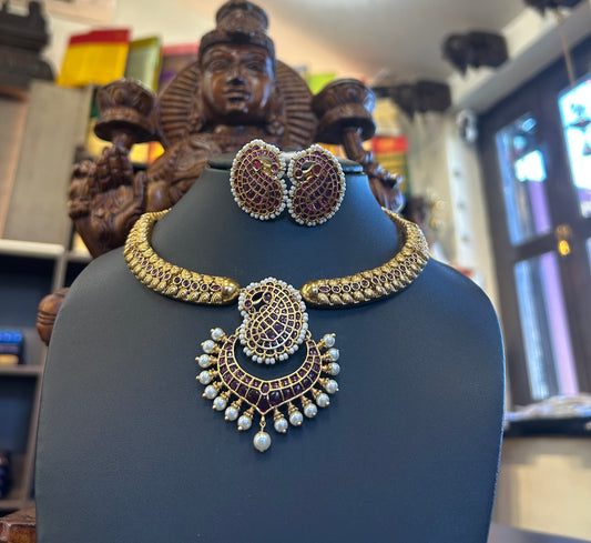 Mango Necklace Set