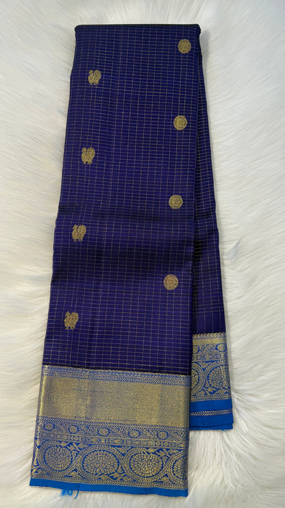 CHECKED NAVY BLUE WITH CONTRAST ROYAL BLUE GOLD ZARI HANDLOOM KANCHIPURAM SILK SAREE (KSS425)
