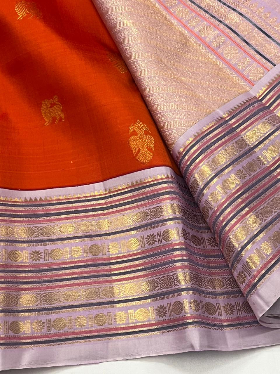 TRADITIONAL GANDABHERUNDA-YAZHI BRIGHT FANTA ORANGE & LAVENDER GOLD ZARI PURE KANCHIPURAM HANDLOOM SILK SAREE KSC 03