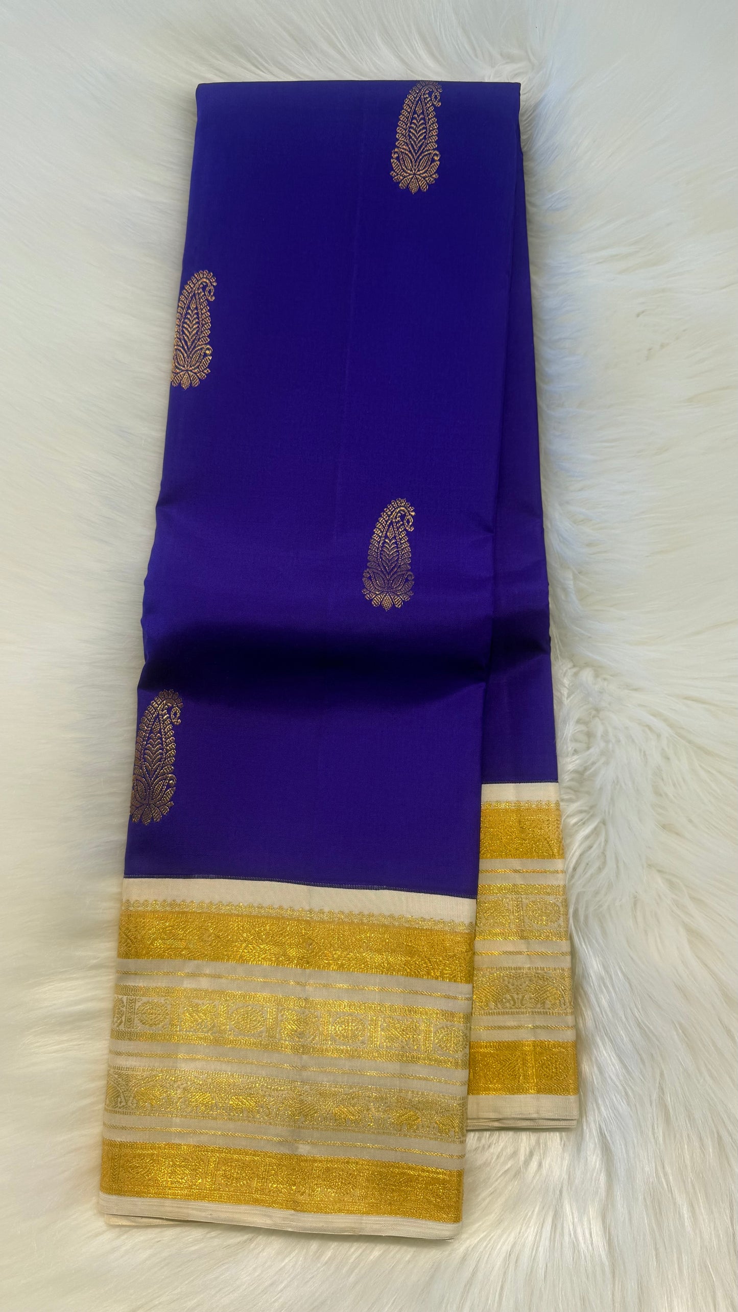 PURPLE WITH CREAM WHITE GOLD ZARI HANDLOOM KANCHIPURAM SILK SAREE (KSS461)