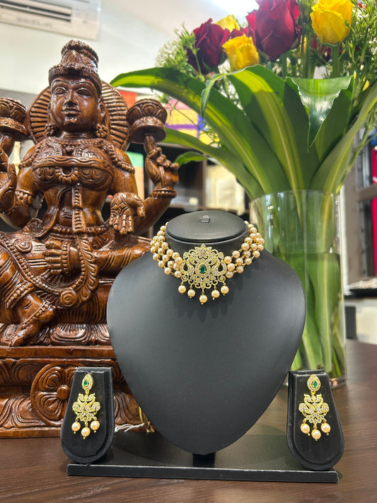 Indira Short Necklace Jewellery Set