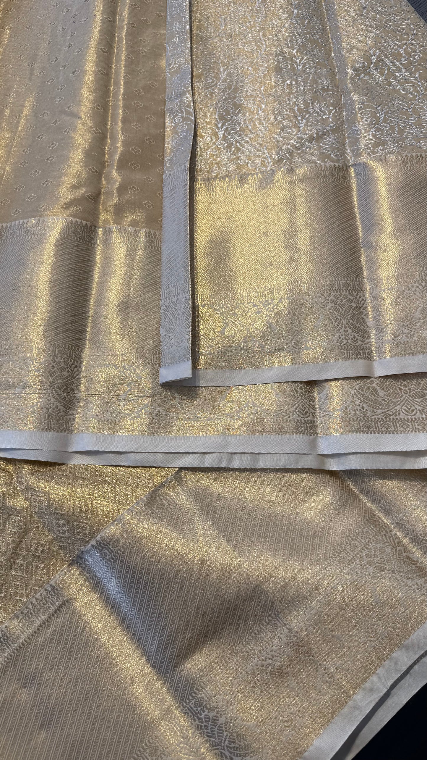 CREAM SEMI SILK KANICHIPURAM SILK SAREE (SSKS15)