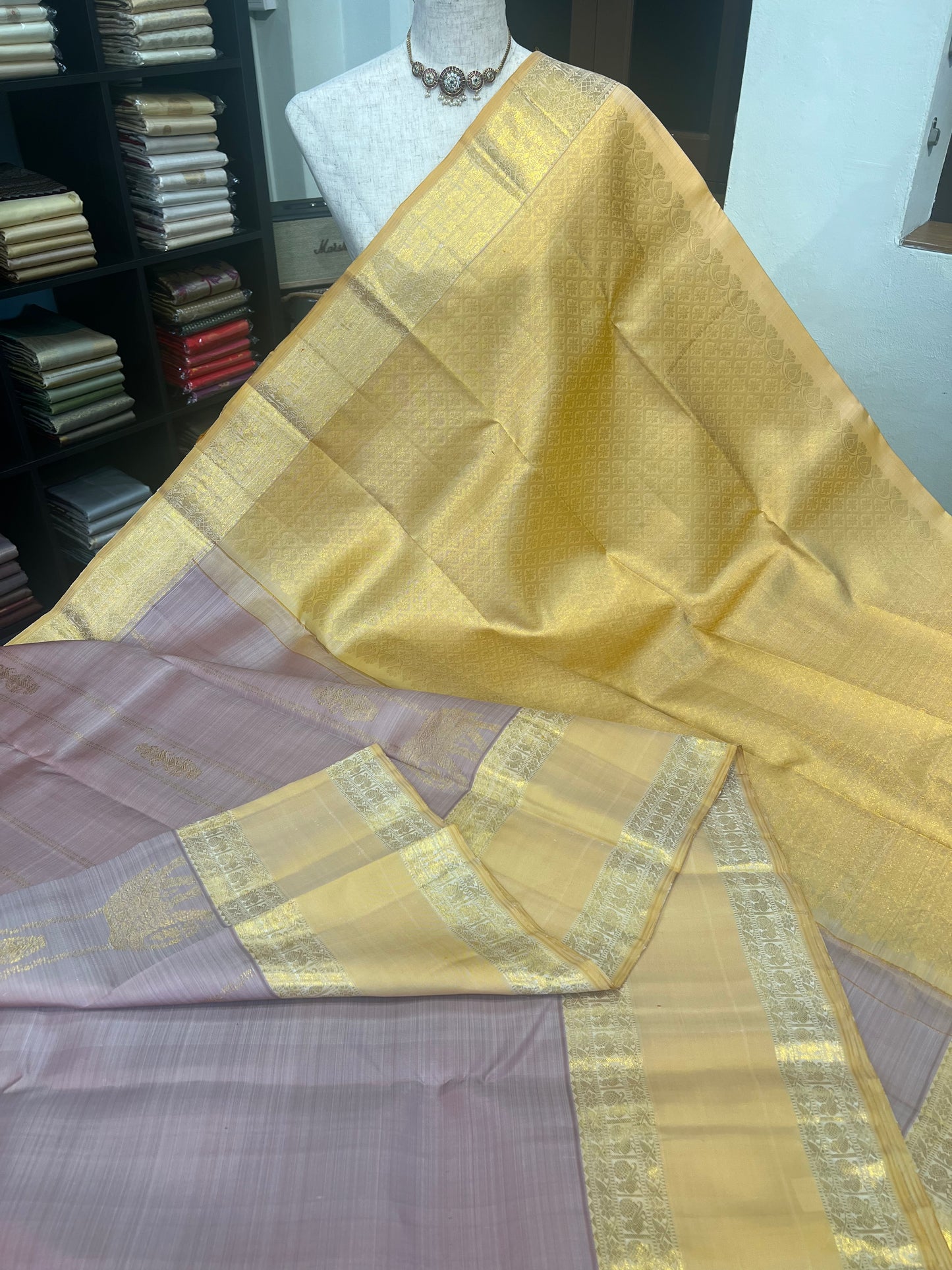 APRICOT RETTA PETTA PURE KANCHIPURAM HANDLOOM SILK SAREE