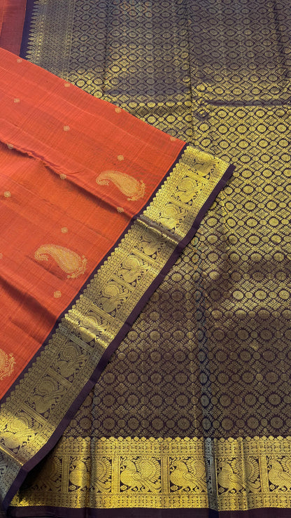 RUST ORANGE WITH CONTRAST DEEP BROWN GOLD ZARI HANDLOOM KANICHIPURAM SILK SAREE (KSS196)