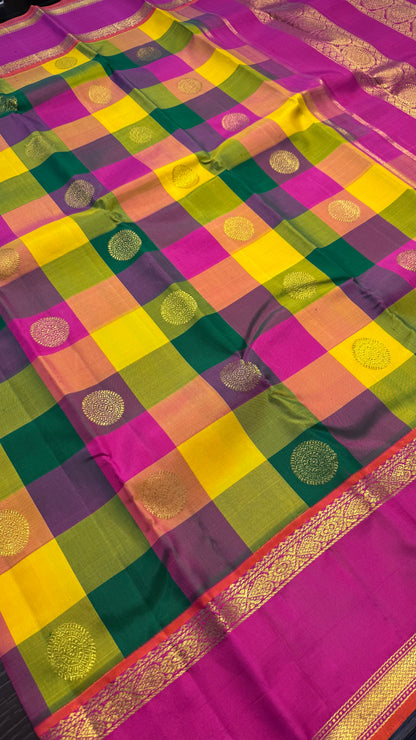 PAALUM PAZHAM KATTAM WITH CONTRAST PINK HANDLOOM KANCHIPURAM SILK SAREE (KSS290)