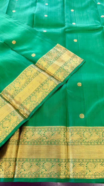 EMERALD GREEN GOLD ZARI HANDLOOM KANICHIPURAM SILK SAREE (KSS132)