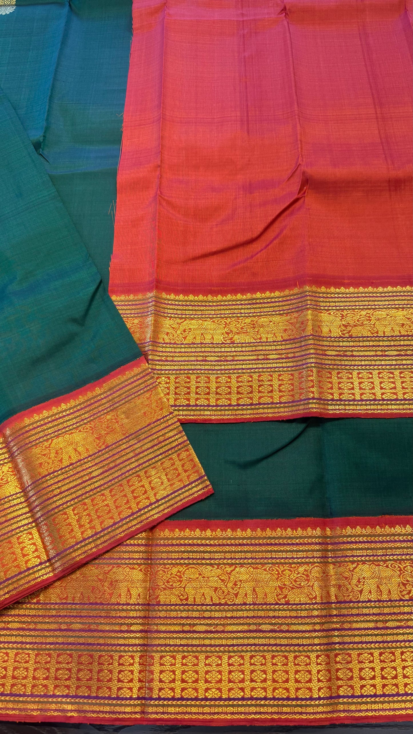 BOTTLE GREEN WITH CONTRAST KANAKABARAM GOLD ZARI HANDLOOM KANICHIPURAM SILK SAREE (KSS476)