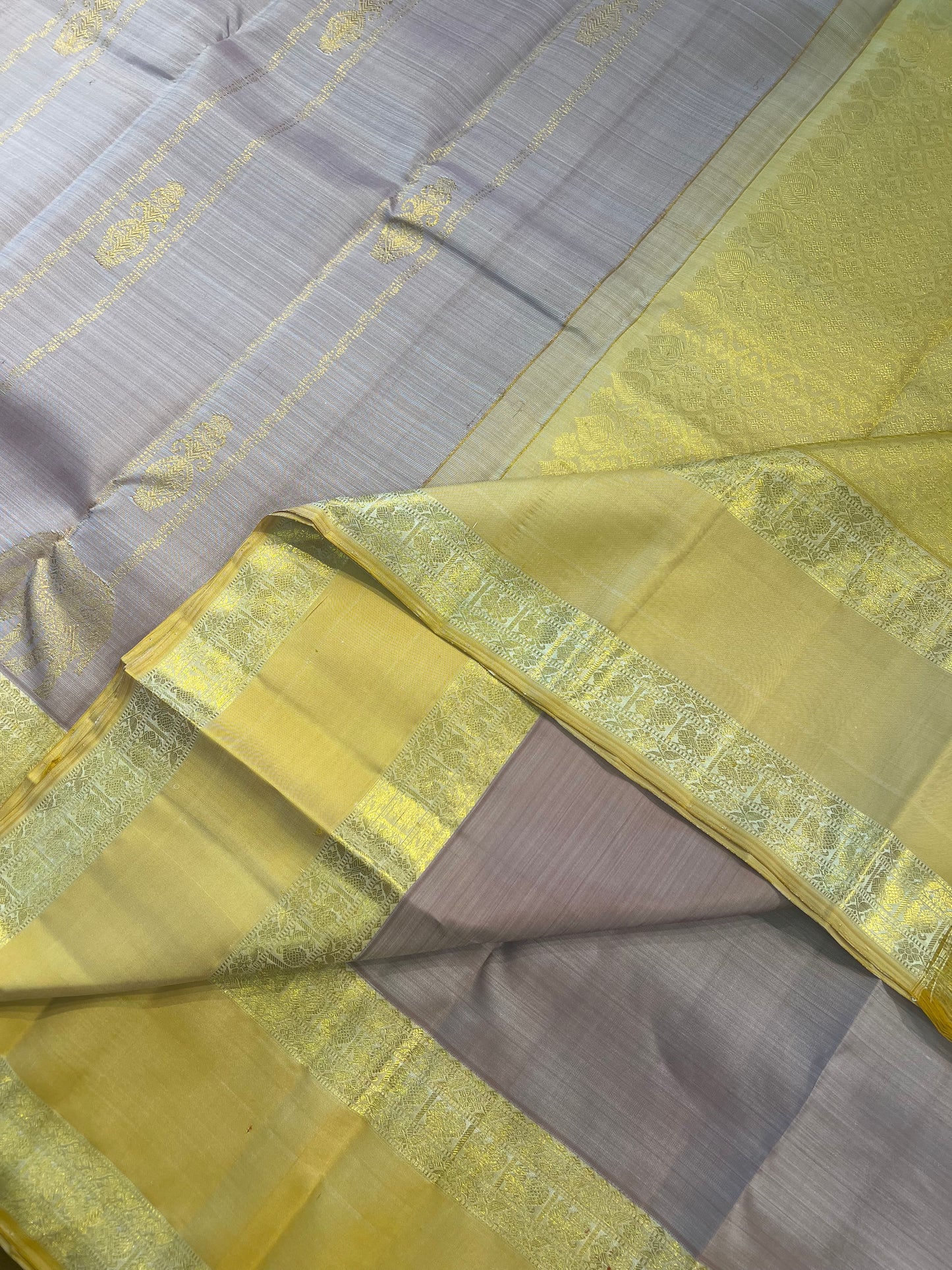 APRICOT RETTA PETTA PURE KANCHIPURAM HANDLOOM SILK SAREE