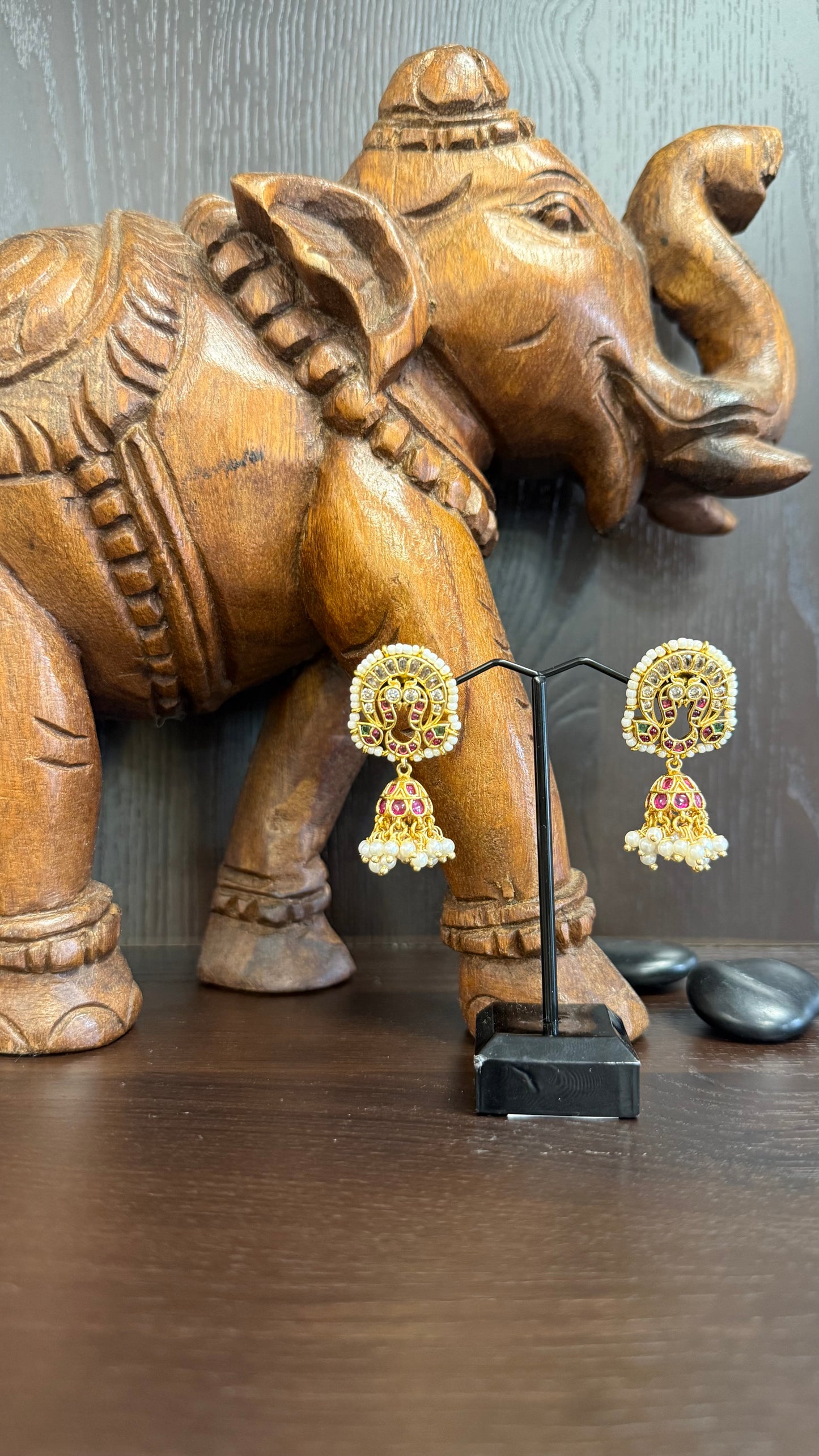 Charvi Jhumka