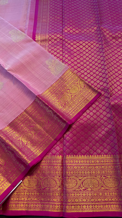 BLUSH PINK CONTRAST WITH MAGENTA GOLD ZARI PURE HANDLOOM  KANCHIPURAM SILK SAREE (KSS496)
