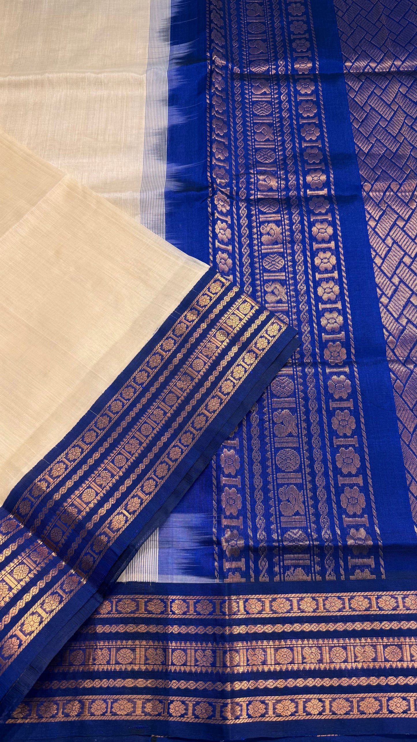 HANDLOOM KANCHIPURAM SILK COTTON (KSC185)