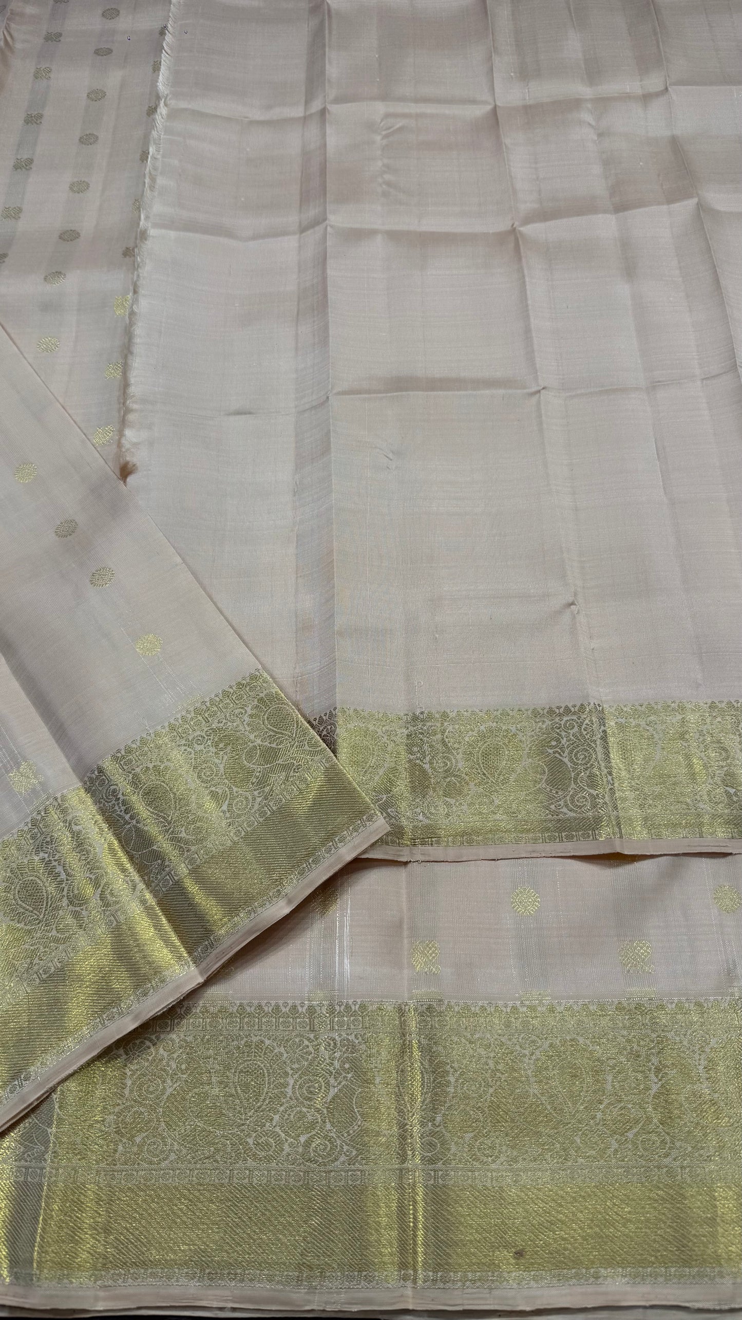 INTRICATE GOLD HANDLOOM KANCHIPURAM SILK SAREE (KSS 523)