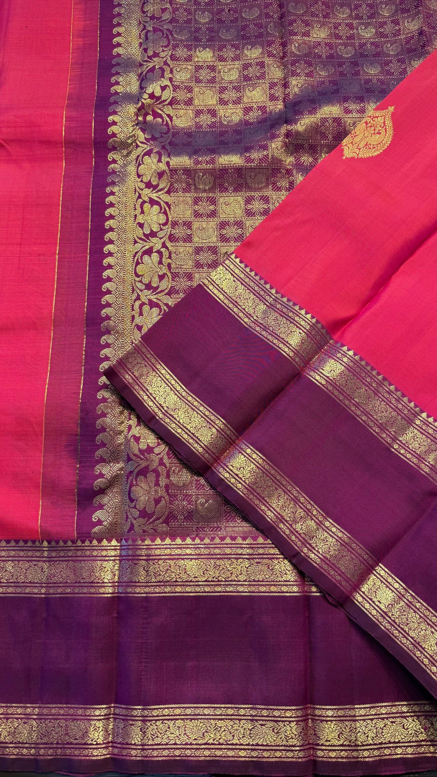 KANAKAMBARAM ORANGE WITH CONTRAST DARK RANI PINK GOLD ZARI HANDLOOM KANICHIPURAM SILK SAREE (KSS344)