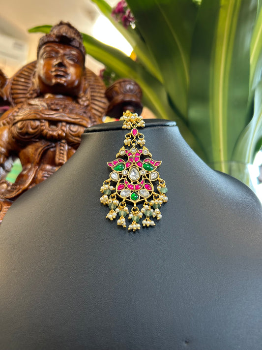 Jadau Kundan Tikka