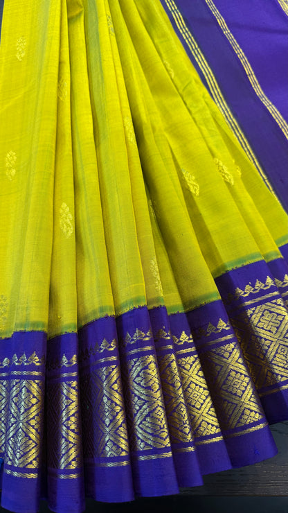 GREEN WITH CONTRAST PURPLE PURE HANDLOOM KANCHIPURAM SINGLE SIDE BORDER SILK SAREE (KSSB12)