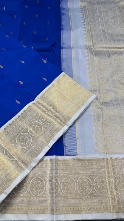 ROYAL BLUE CONTRAST WITH OFF WHITE GOLD ZARI HANDLOOM KANCHIPURAM SILK SAREE (KSS467)