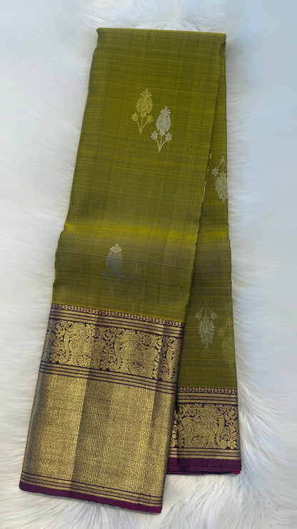 OLIVE GREEN WITH CONTRAST PURPLE GOLD ZARI HANDLOOM KANCHIPURAM SILK SAREE (KSS411)