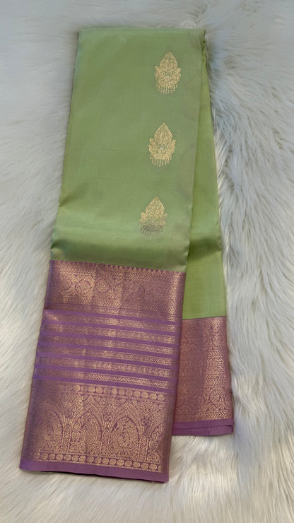 LIGHT MINT GREEN WITH CONTRAST LILAC HANDLOOM KANCHIPURAM SILK SAREE (KSS277)