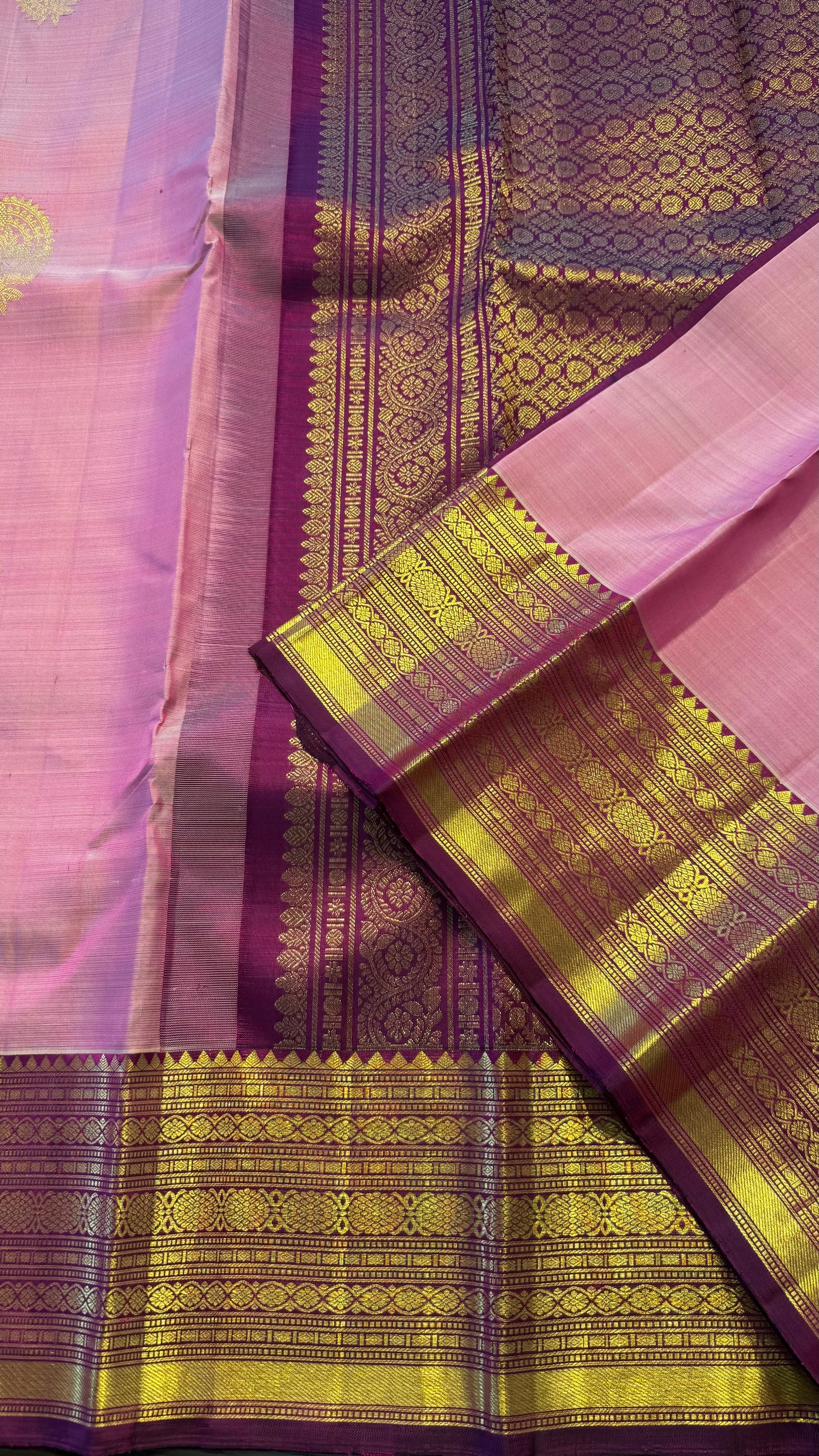 LIGHT PASTEL PINK WITH CONTRAST VADAMALLI PURPLE KANCHIPURAM HANDLOOM SILK SAREE (KSS402)