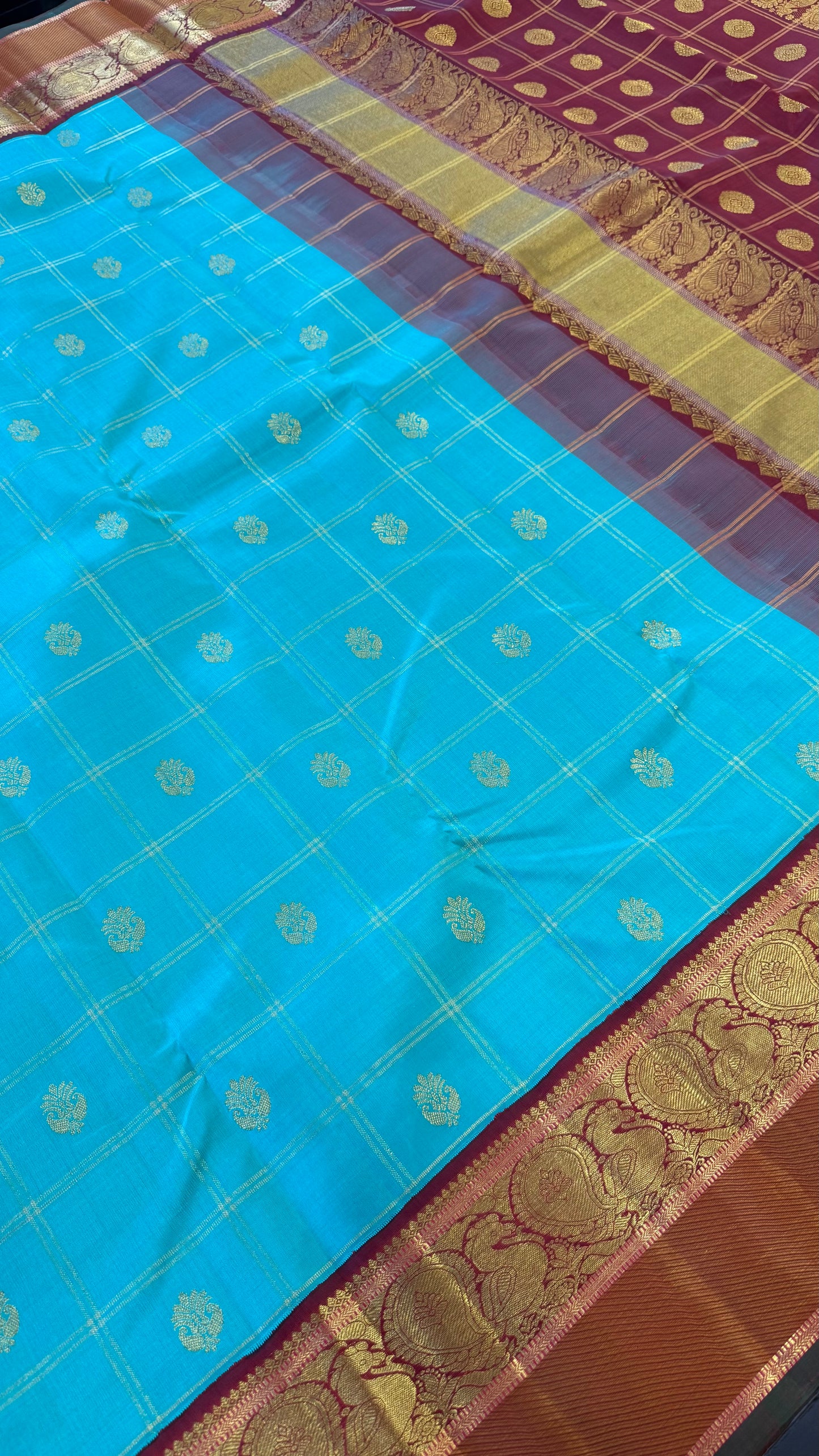 TURQUOISE BLUE CHECKED WITH CONTRAST MAROON GOLD ZARI HANDLOOM KANCHIPURAM SILK SAREE (KSS299)