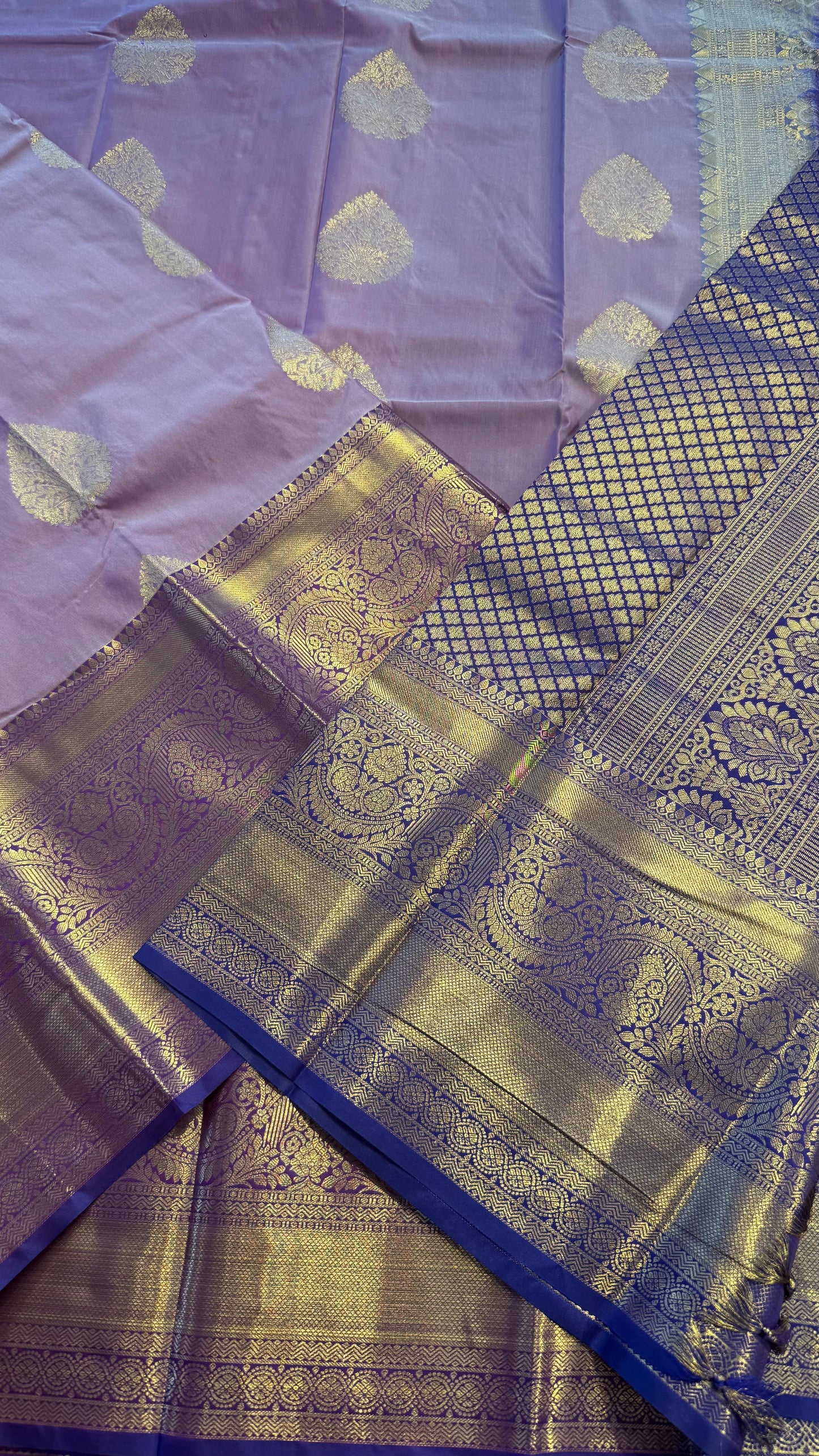 MAUVE WITH CONTRAST PURPLE SILK KANICHIPURAM SILK SAREE (SSKS46)