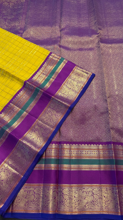BRIGHT YELLOW CHECKED WITH CONTRAST PURPLE GOLD ZARI HANDLOOM KANICHIPURAM SILK SAREE (KSS280)