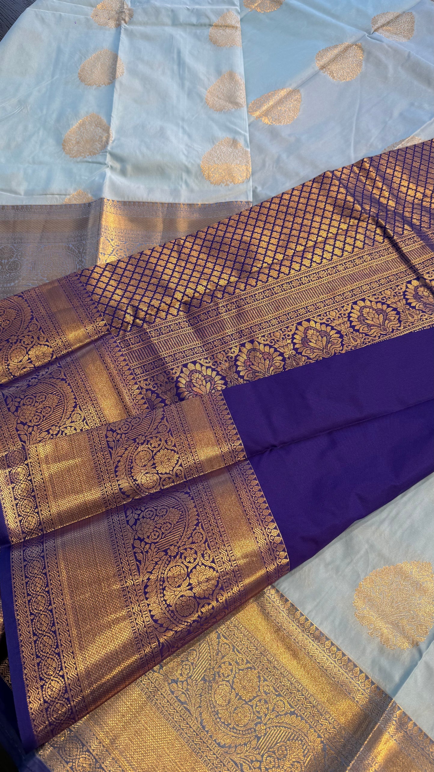 PASTEL BLUE WITH CONTRAST BLUE SILK KANICHIPURAM SILK SAREE (SSKS55)
