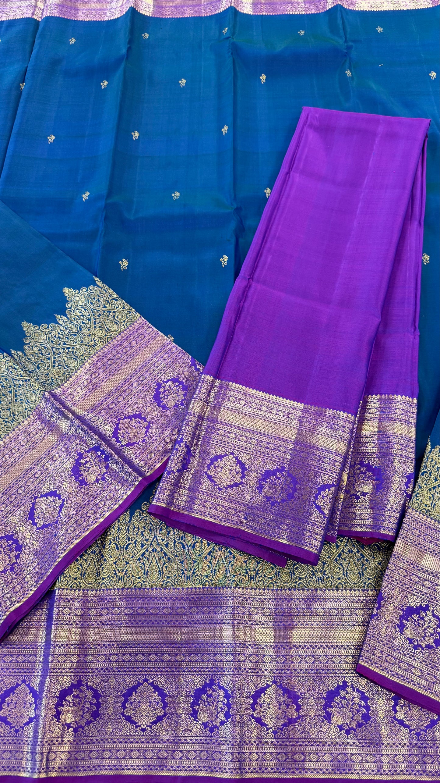 PEACOCK BLUE GREEN WITH CONTRAST PURPLE GOLD ZARI HANDLOOM KANICHIPURAM SILK SAREE (KSS163)