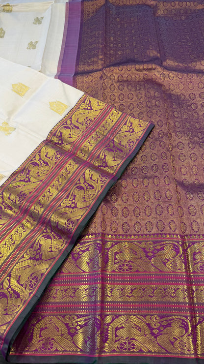 CREAM WITH CONTRAST PURPLE GOLD ZARI HANDLOOM KANCHIPURAM SILK SAREE (KSS462)