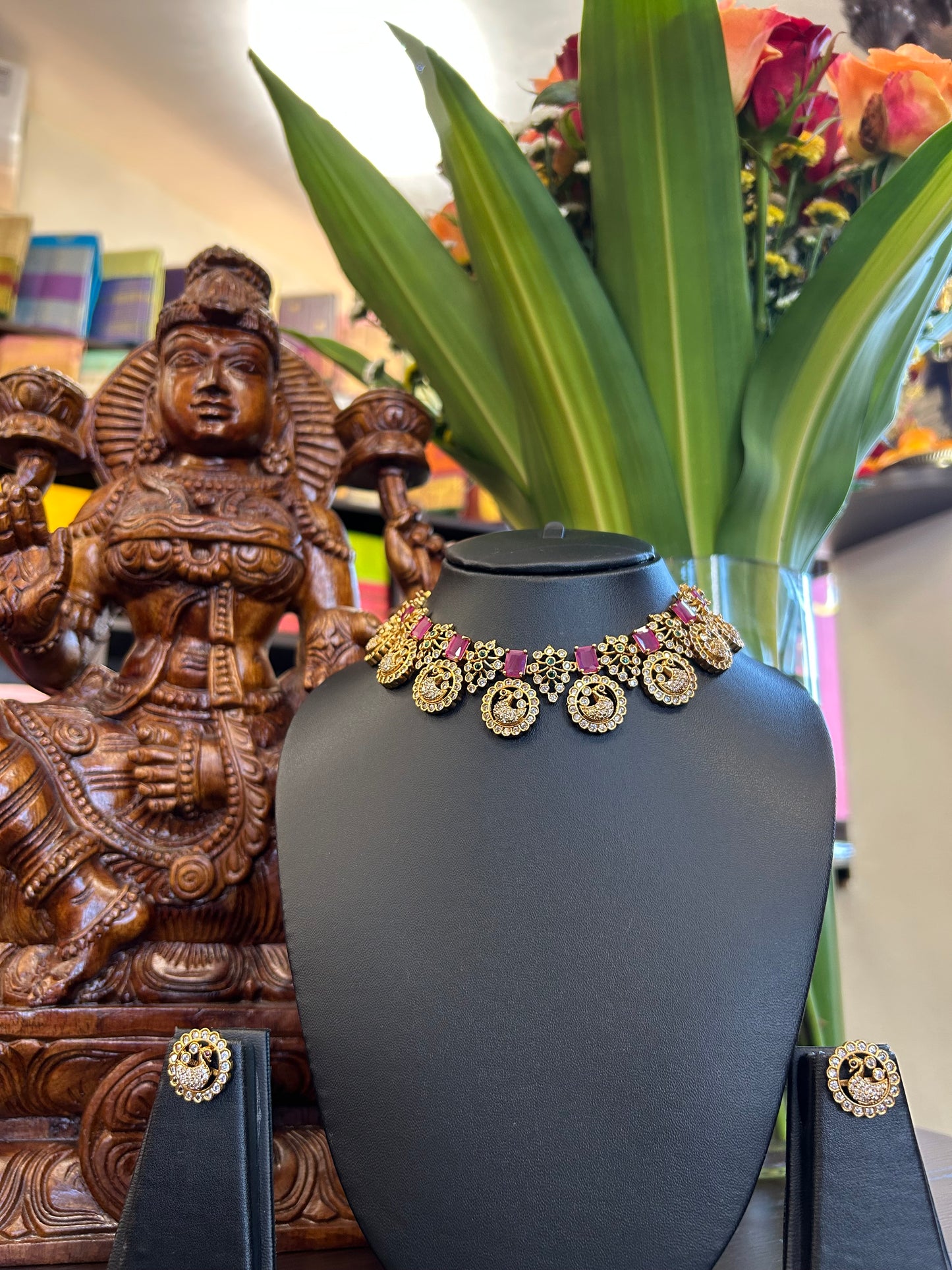 Asha Short Necklace