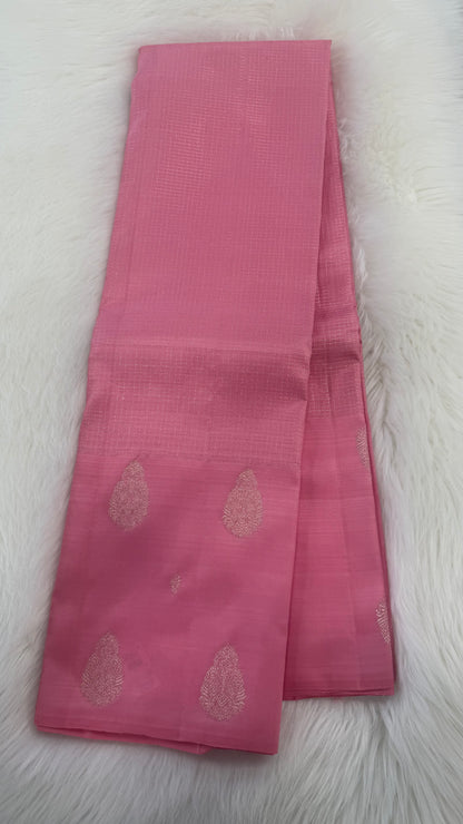 VAIRA OOSI PINK GOLD ZARI HANDLOOM KANICHIPURAM SILK SAREE (KSS149)