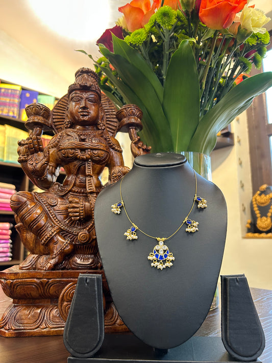 Sanggetha Short Necklace Jewellery Set