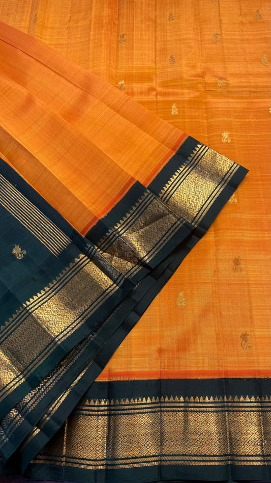 MANGO YELLOW WITH CONTRAST DARK GREEN PURE HANDLOOM KANCHIPURAM SINGLE SIDE BORDER SILK SAREE (KSSB19)