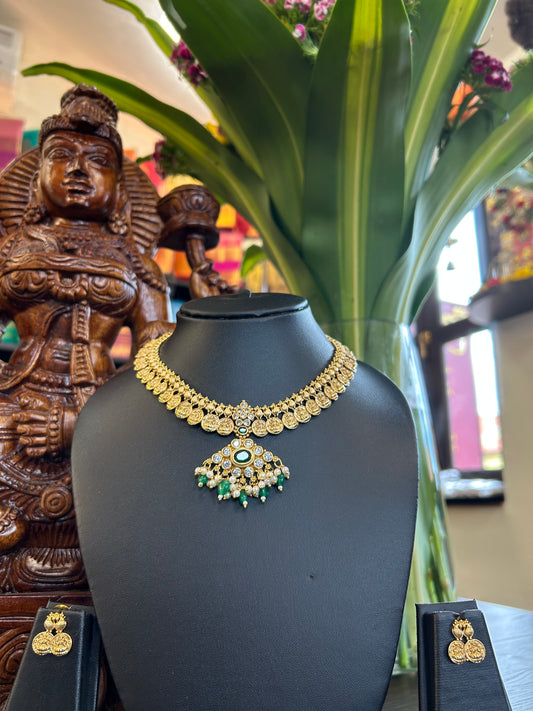 Rudharash Short Necklace