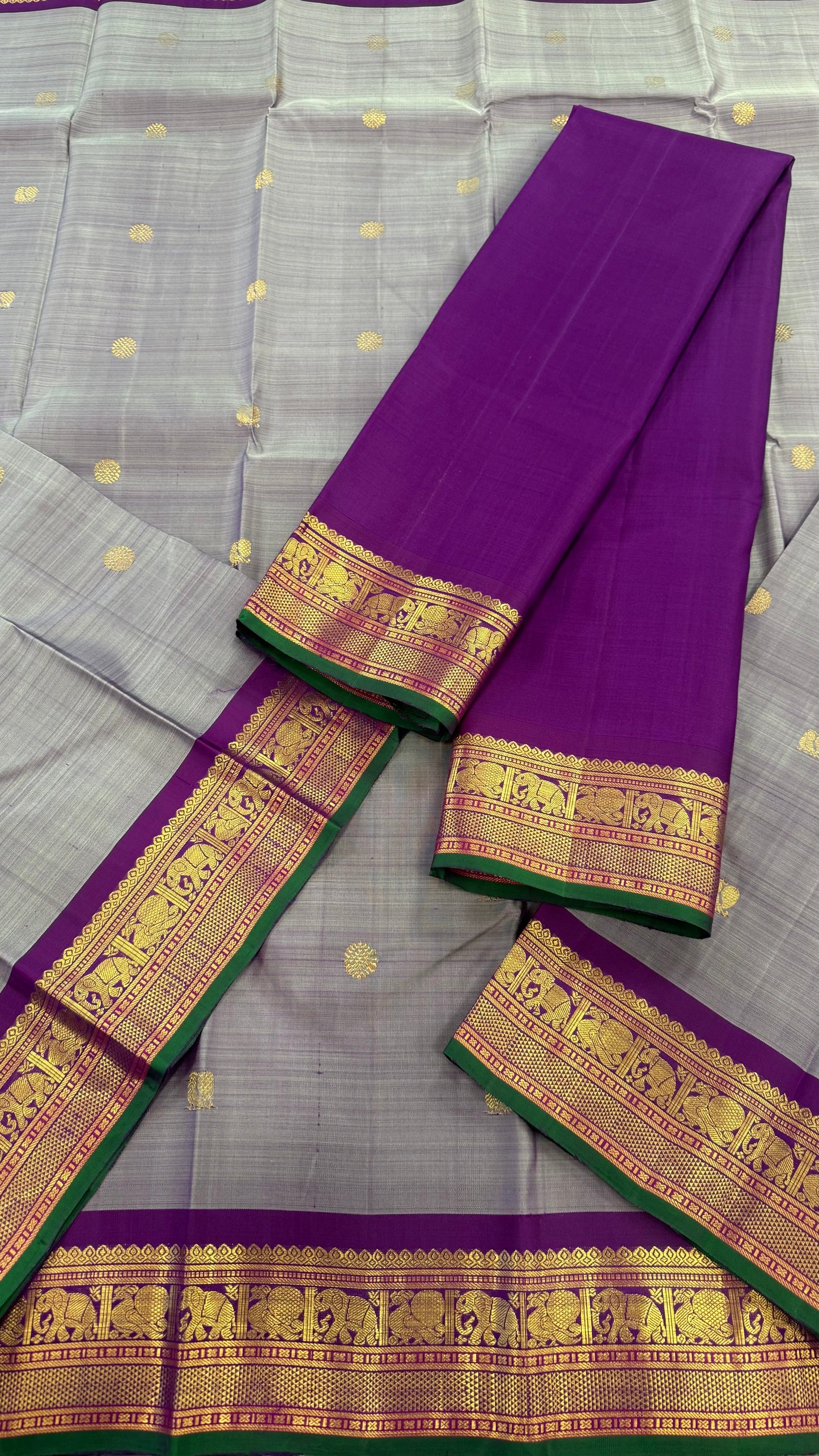 TRADITIONAL DUAL TONE GREYISH PURPLE WITH CONTRAST VADAMALI PURPLE BORDER GOLD ZARI HANDLOOM KANICHIPURAM SILK SAREE (KSS93)