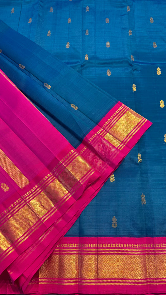 PEACOCK BLUE WITH CONTRAST HOT PINK PURE HANDLOOM KANCHIPURAM SINGLE SIDE BORDER SILK SAREE (KSSB11)