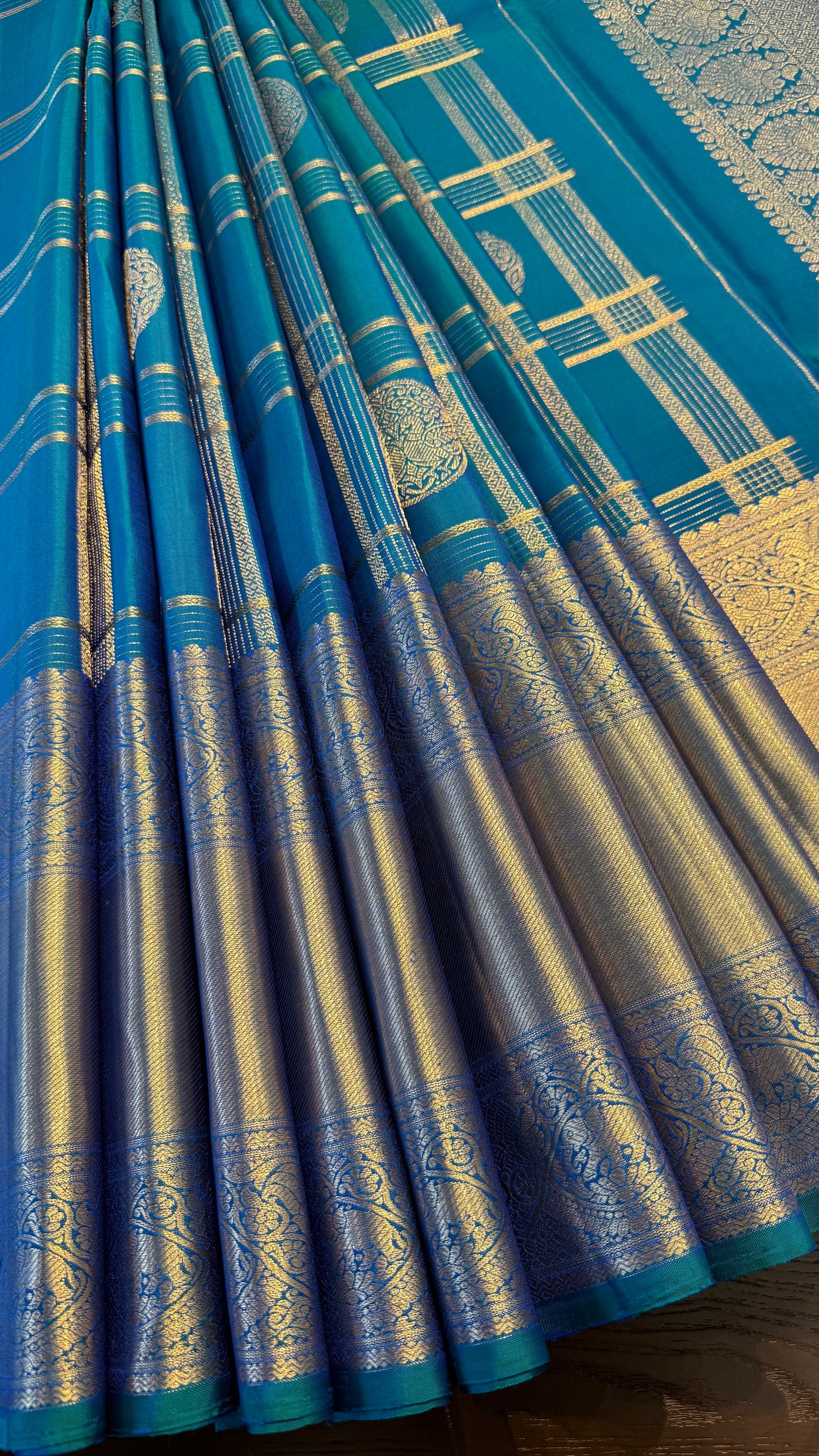 DUAL TONE PEACOCK BLUE GOLD ZARI HANDLOOM KANCHIPURAM SILK SAREE (KSS486)