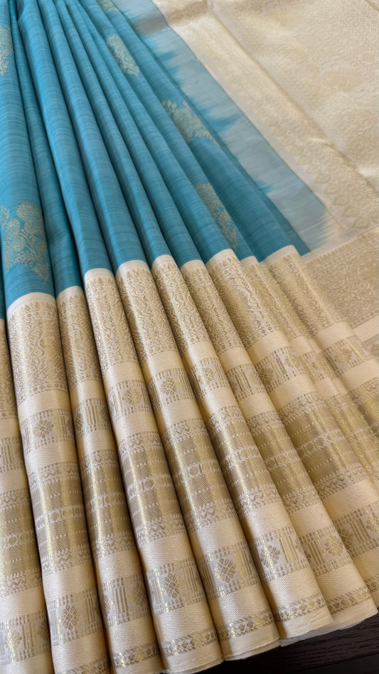 MINT GREEN WITH CONTRAST WHITE GOLD ZARI HANDLOOM KANICHIPURAM SILK SAREE (KSS52)