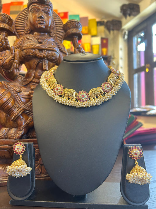 Radhe Necklace
