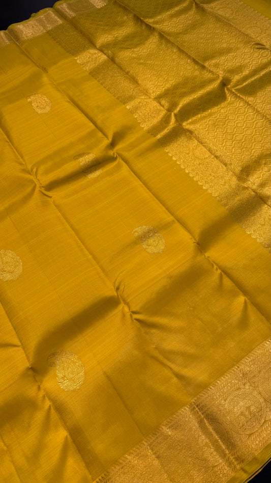 LIGHT GOLD HANDLOOM KANCHIPURAM SILK SAREE (KSS389)