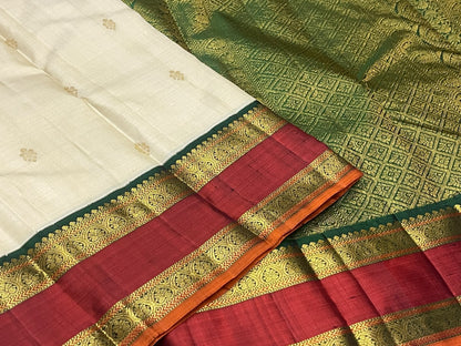 SOFT IVORY CREAM WITH RETTA PETTA DARK GREEN & MAROON TRADITIONAL BORDER PURE KANCHIPURAM HANDLOOM SILK SAREE KSC 02