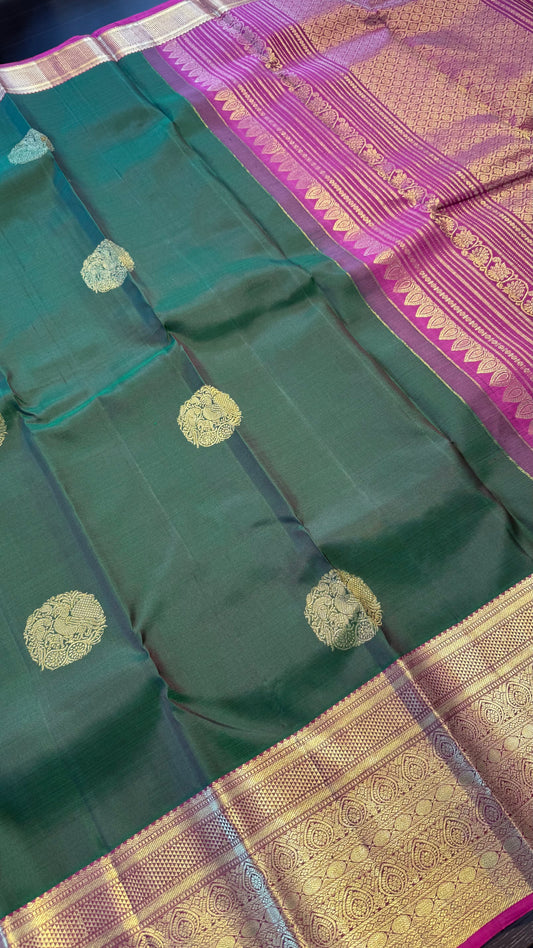 DUAL TONE GREEN WITH CONTRAST MAGENTA GOLD ZARI HANDLOOM KANCHIPURAM SILK SAREE (KSS386)
