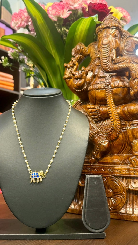 Elephant 4 Short Necklace Jewellery Set
