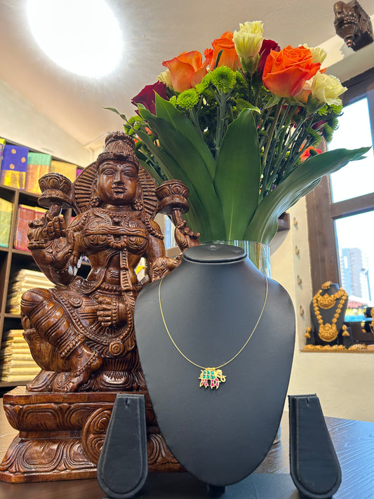 Elephant 5 Short Necklace Jewellery Set