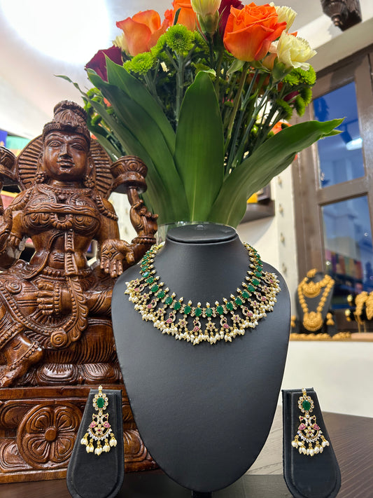 Chitra Short Necklace Jewellery Set