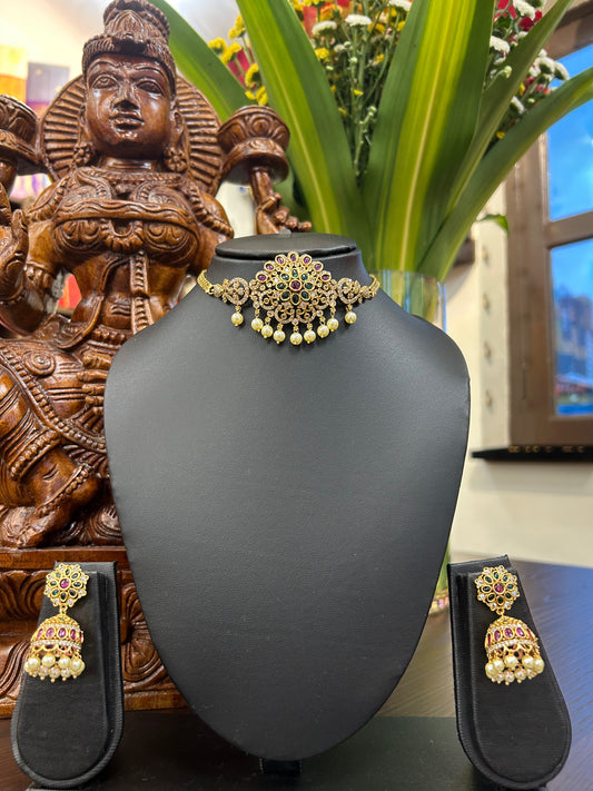 Aviniya Choker Set