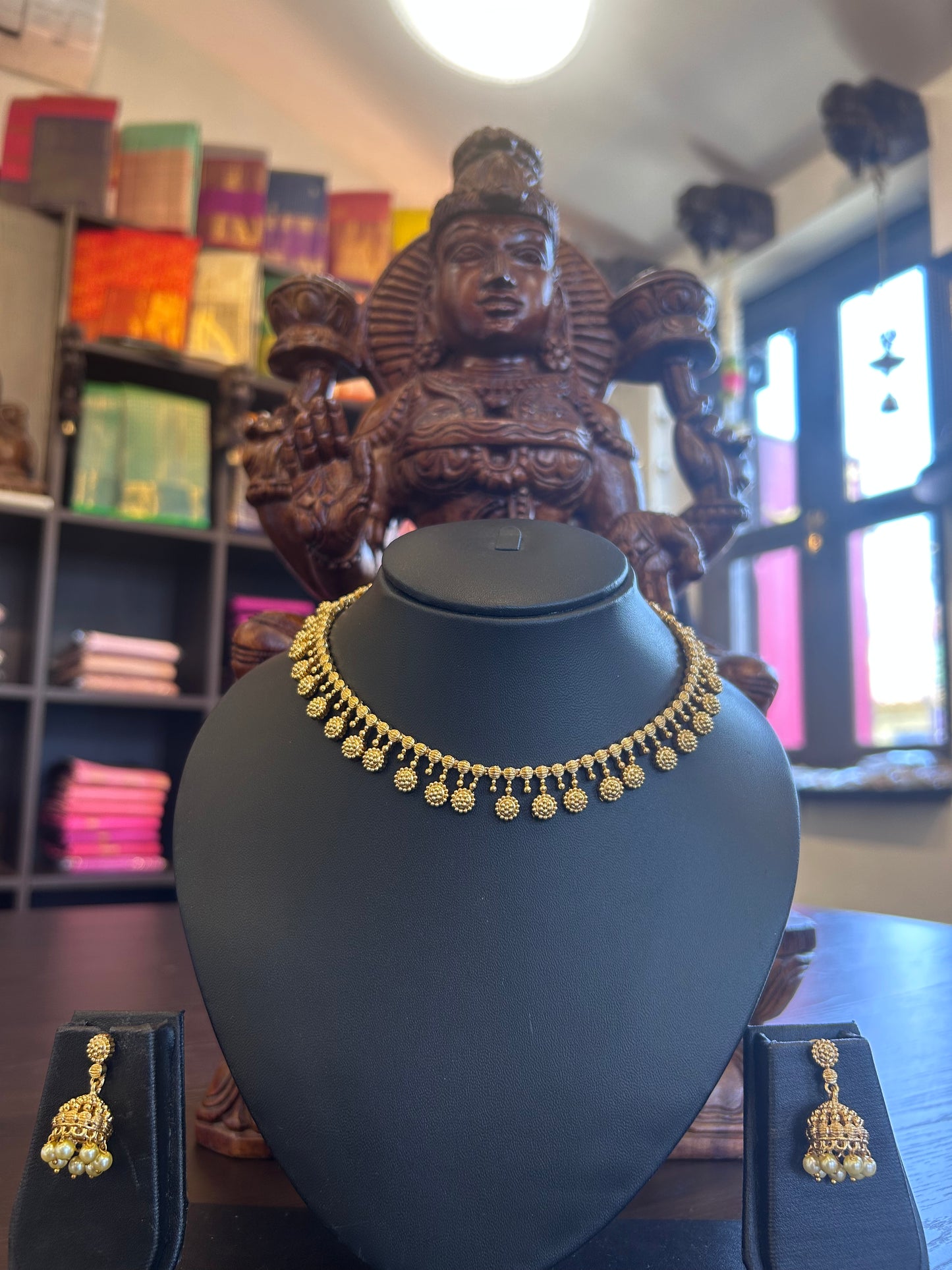 Kavika Choker