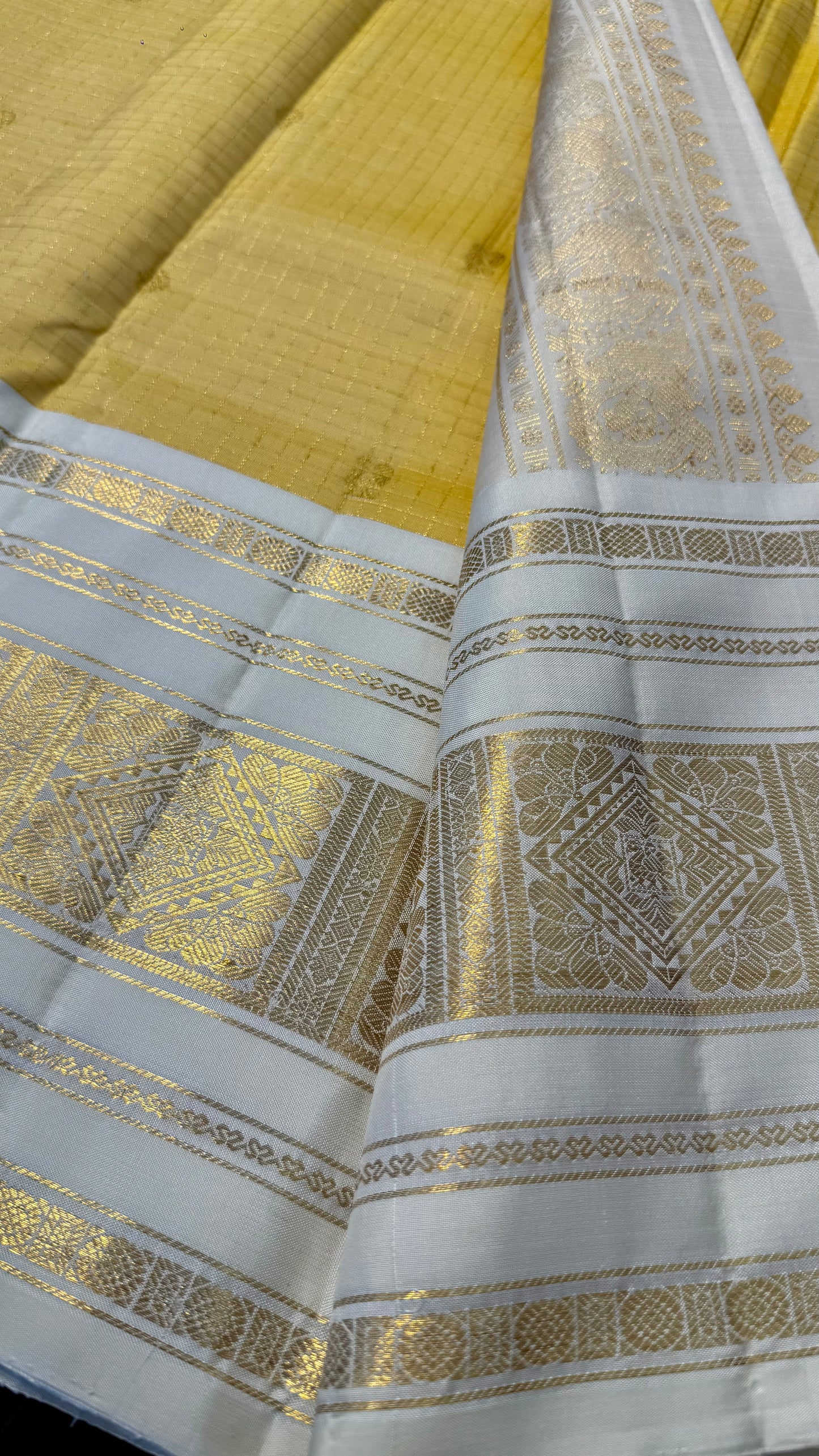 PASTEL YELLOW CONTRAST OFF WHITE BORDER KATTAM KANICHIPURAM SILK SAREE (KSS01)