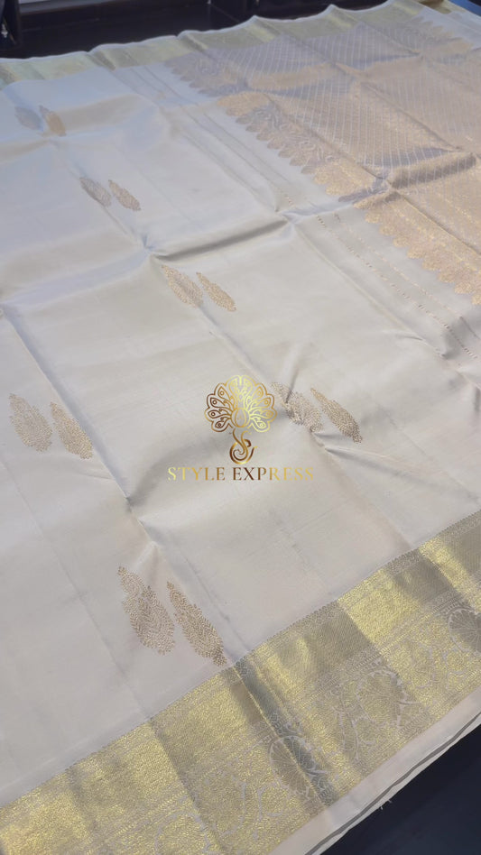 CREAM GOLD ZARI HANDLOOM KANICHIPURAM SILK SAREE (KSS251)